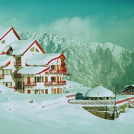 Clifftop Club Auli Joshīmath Exteriér fotografie